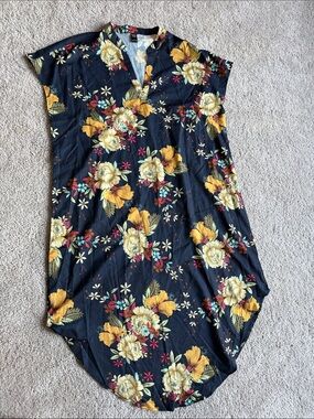 Floral V-Neck Midi Dress in Navy and Yellow